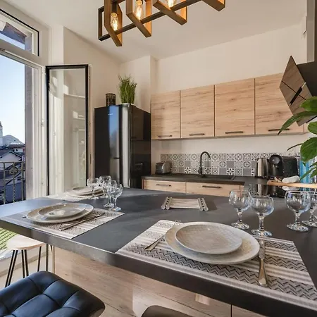 Appartamento Le Balcon Annécien 4 - vue sur les toits pour 2-4 personnes avec Annecy Esterno foto